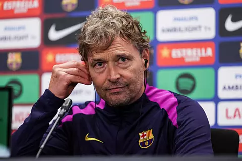 مؤتمر الكلاسيكو.. مساعد فليك: مستعدون لمواجهة ريال مدريد.. وعلينا أن نكون حذرين